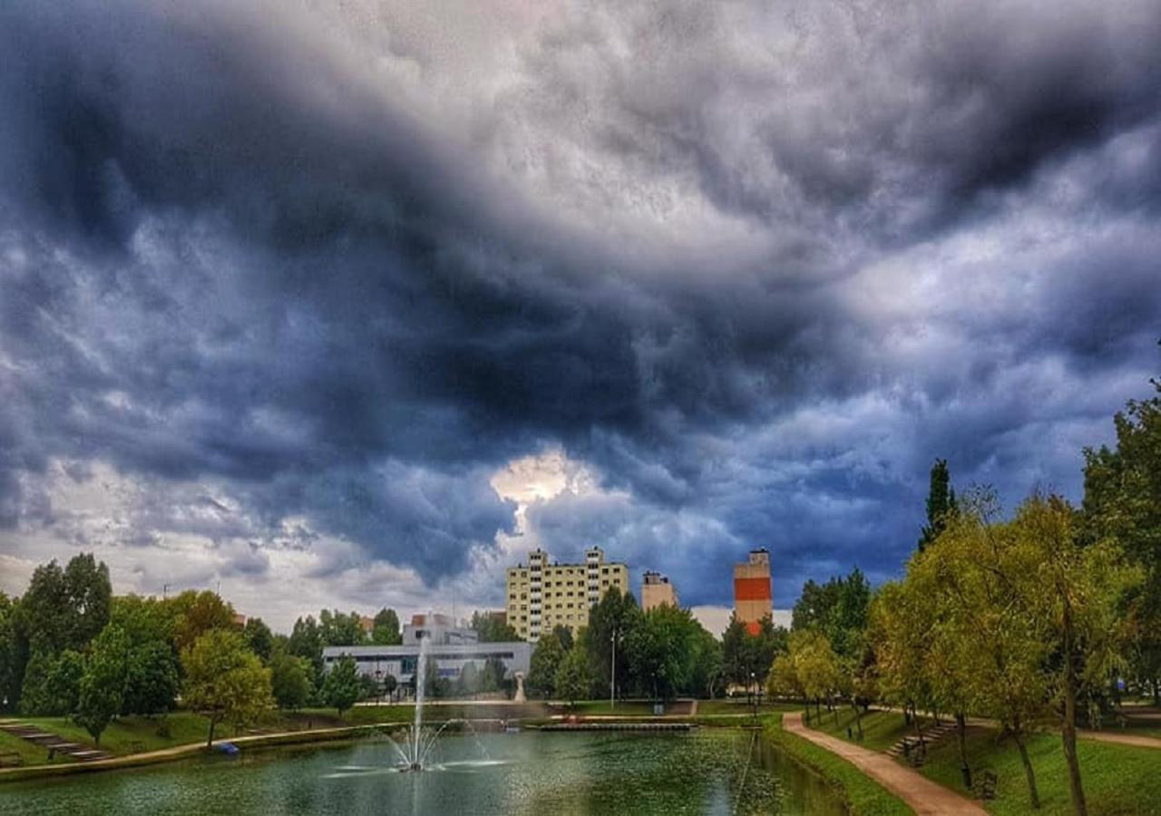 Kertvarosi Apartman Tiszaújváros Pokoj fotografie