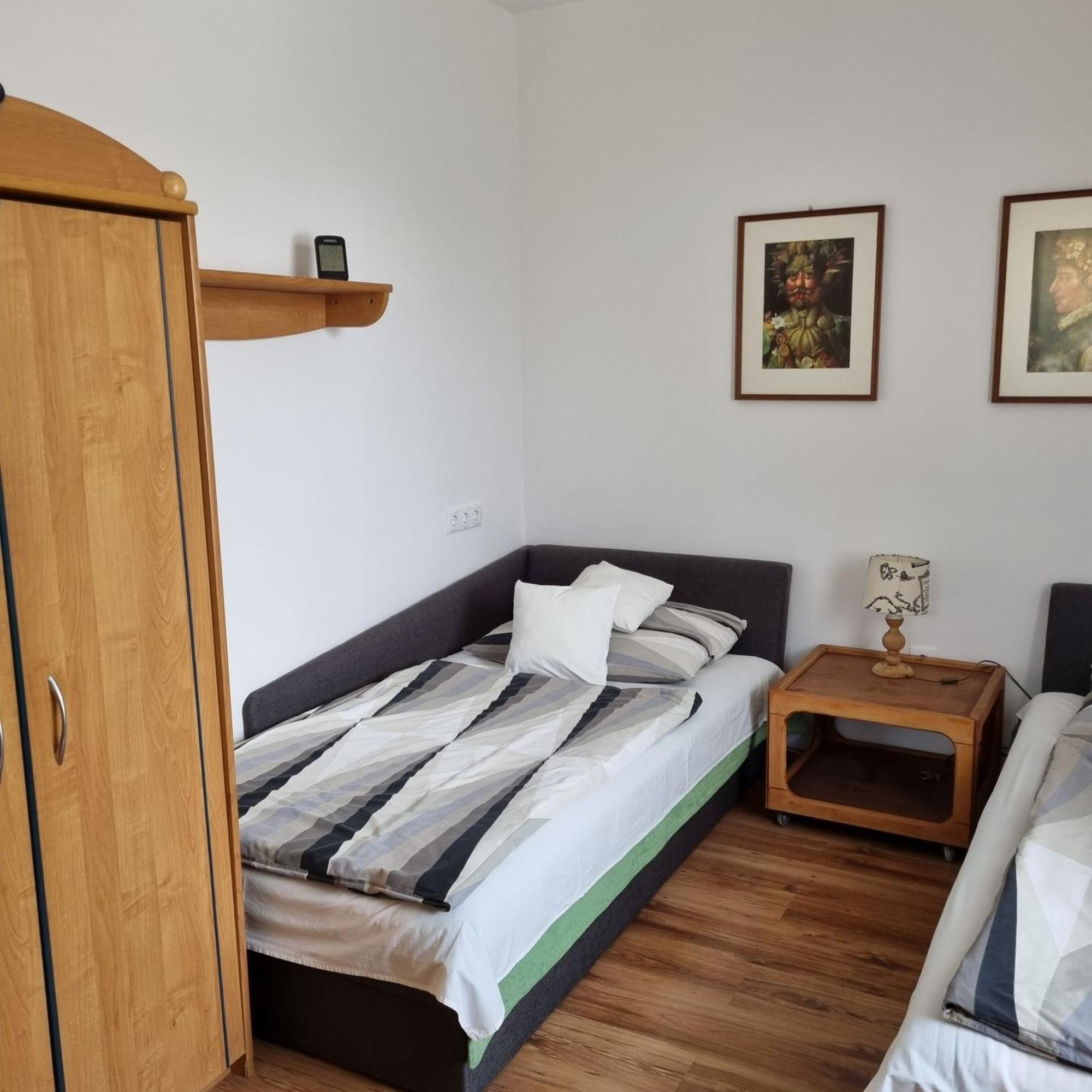 Kertvarosi Apartman Tiszaújváros Exteriér fotografie